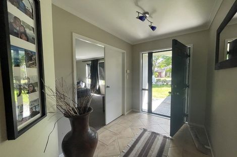 Photo of property in 14 Oakway Drive, Schnapper Rock, Auckland, 0632