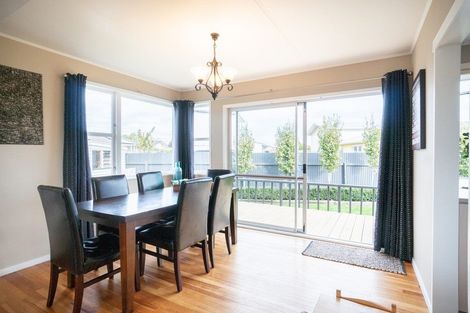 Photo of property in 2 Purnell Court, Awapuni, Palmerston North, 4412