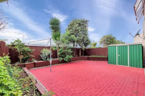 Photo of property in 25 Pooks Road, Ranui, Auckland, 0612