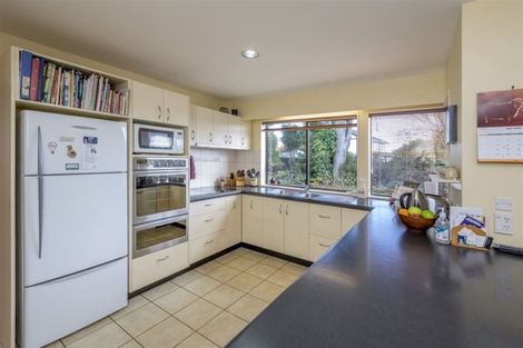Photo of property in 3 Titoki Place, Levin, 5510
