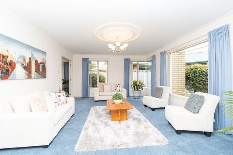 Photo of property in 17 Raungawari Drive, Huntington, Hamilton, 3210