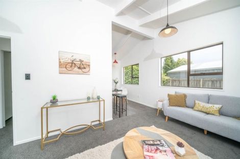 Photo of property in 92c/2 Englefield Road, Northwood, Christchurch, 8051