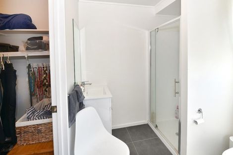 Photo of property in 2/117 Parkhurst Road, Parakai, 0830