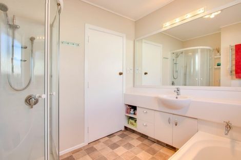 Photo of property in 528 Lyndhurst Road, Frimley, Hastings, 4120