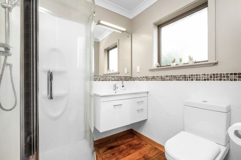 Photo of property in 2 Rays Way, Tuakau, 2121