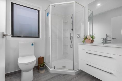 Photo of property in 41 Karearea Avenue, Kenepuru, Porirua, 5022