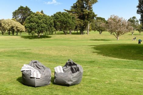 Photo of property in 2/144 Oceanbeach Road, Mount Maunganui, 3116