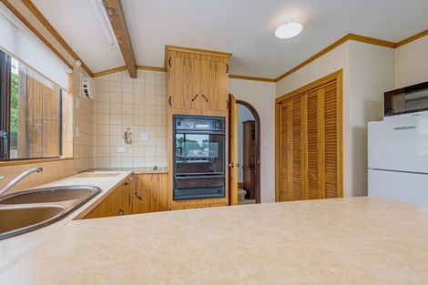 Photo of property in 14 Norfolk Crescent, Otaki Beach, Otaki, 5512