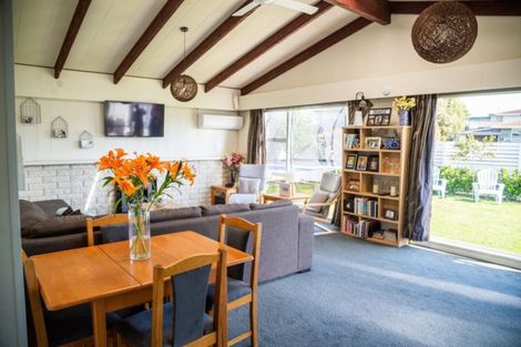 Photo of property in 52 Fergusson Street, Stoke, Nelson, 7011