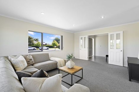 Photo of property in 21 Madison Street, Cambridge, 3434