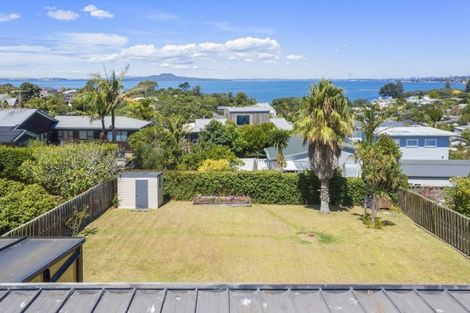 Photo of property in 35 Toroa Street, Torbay, Auckland, 0630