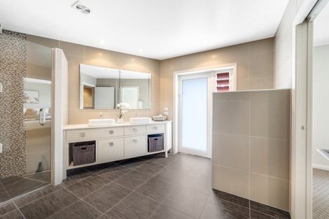 Photo of property in 17 Pearson Road, Whitford, 2571