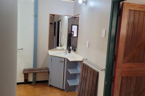 Photo of property in 1465 Clevedon Kawakawa Road, Kawakawa Bay, Papakura, 2585