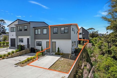 Photo of property in 26 Kaimai Avenue, Massey, Auckland, 0614