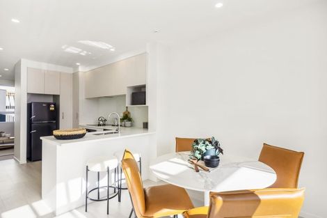 Photo of property in 11/2 Moor Avenue, Te Atatu Peninsula, Auckland, 0610