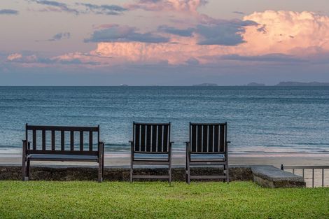 Photo of property in Seaview Apartments, 8/64 Milford Road, Milford, Auckland, 0620