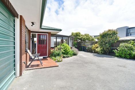 Photo of property in 4/81 Picton Avenue, Riccarton, Christchurch, 8011