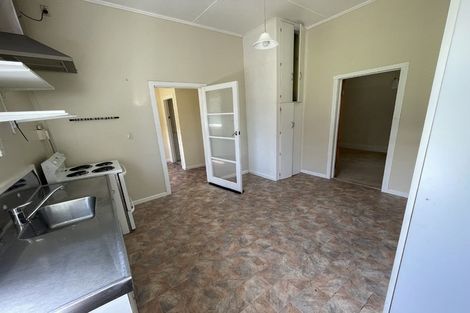 Photo of property in 25 Ocean Road, Paraparaumu Beach, Paraparaumu, 5032