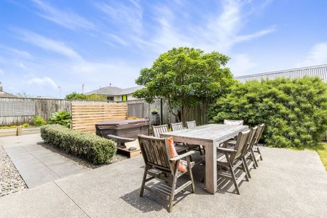 Photo of property in 79b Golf Road, Paraparaumu Beach, Paraparaumu, 5032