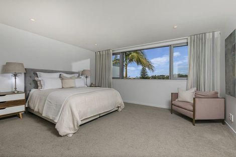 Photo of property in 8a Rarere Road, Hauraki, Auckland, 0622
