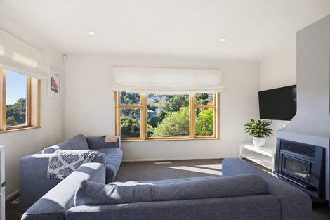 Photo of property in 8 Kiriwai Road, Paremata, Porirua, 5024
