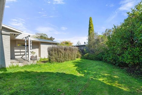 Photo of property in 10 Mahupuku Street, Greytown, 5712