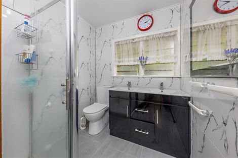 Photo of property in 93a Gray Avenue, Mangere East, Auckland, 2024