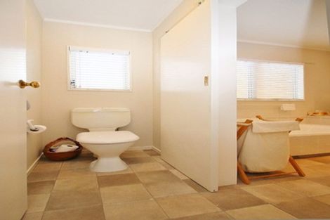 Photo of property in 2/262 Bank Street, Te Awamutu, 3800