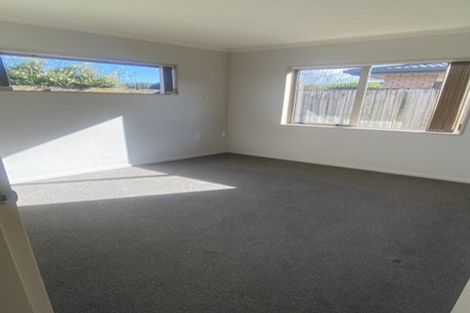 Photo of property in Villa Estate, 46/55 Armstrong Avenue, Carterton, 5713