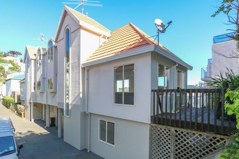 Photo of property in 33u2 Hawker Street, Mount Victoria, Wellington, 6011