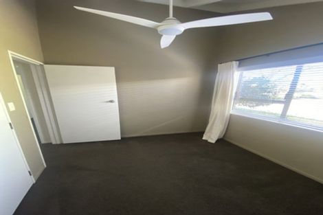 Photo of property in 2/26 Christie Crescent, Havelock North, 4130