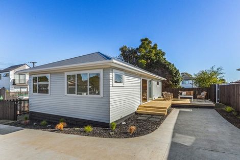 Photo of property in 17a Hamurana Place, Te Atatu Peninsula, Auckland, 0610