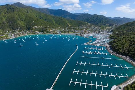 Photo of property in 324e Waikawa Road, Waikawa, Picton, 7220