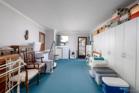 Photo of property in 6 Bond Street, Waimate, 7924