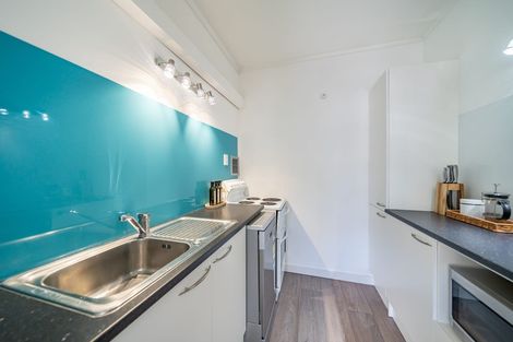 Photo of property in Hobson Court Flats, 64/70u Hobson Street, Thorndon, Wellington, 6011