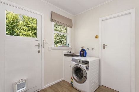 Photo of property in 18 Selwyn Street, Somerfield, Christchurch, 8024