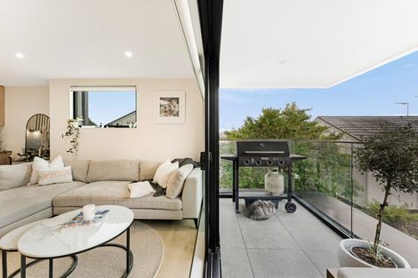 Photo of property in 64d Coronation Road, Mangere Bridge, Auckland, 2022