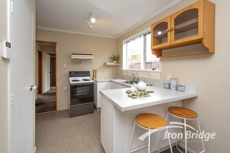 Photo of property in 2/44 Hills Road, Edgeware, Christchurch, 8013