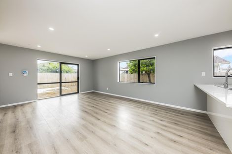 Photo of property in 466c Massey Road, Mangere East, Auckland, 2024