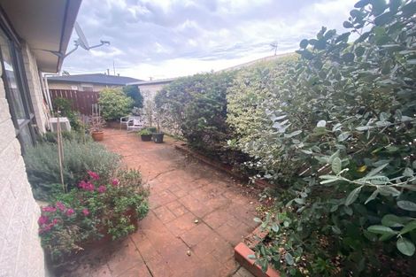 Photo of property in 2/16 Milton Street, Somerfield, Christchurch, 8024