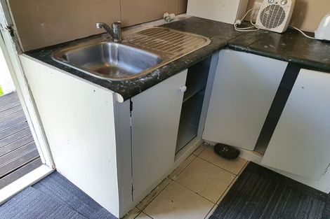 Photo of property in 23a Great South Road, Manurewa, Auckland, 2102