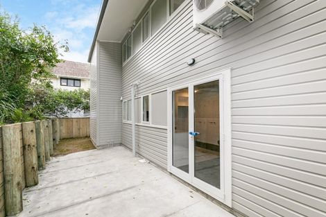 Photo of property in 74u7 Derwent Street, Island Bay, Wellington, 6023