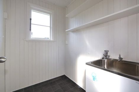 Photo of property in 69 Racecourse Road, Waipukurau, 4200