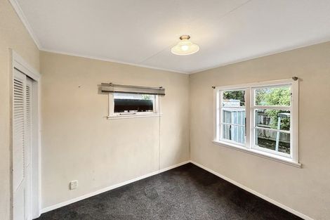 Photo of property in 8 Galway Avenue, Hokowhitu, Palmerston North, 4410