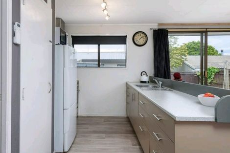 Photo of property in 44 Langstone Street, Welcome Bay, Tauranga, 3112