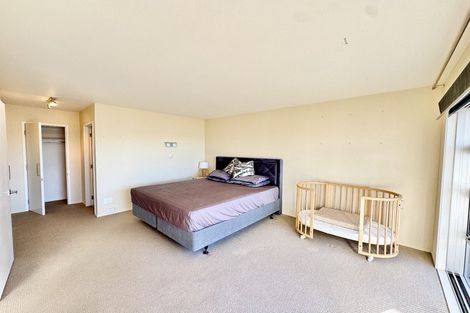 Photo of property in 2 Cliff Road, Torbay, Auckland, 0630