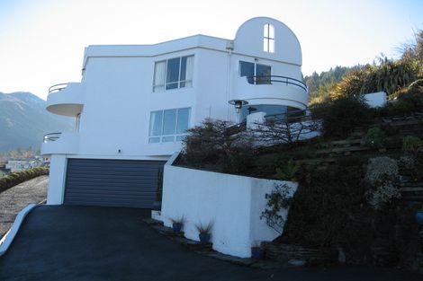 Photo of property in 6b Edinburgh Drive, Queenstown, 9300