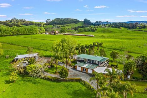 Photo of property in 798 Woodcocks Road, Kaipara Flats, Warkworth, 0981
