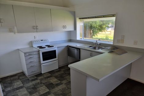 Photo of property in 2/7 Beach Road, Takanini, 2112