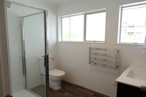 Photo of property in 1/1 Hastie Avenue, Mangere Bridge, Auckland, 2022